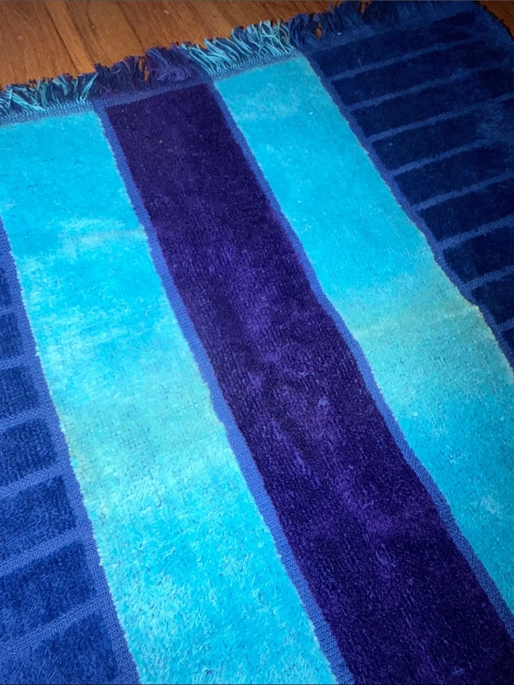 Vintage YSL fieldcrest blue & purple towels 2 hand towels & 2 wash cloths